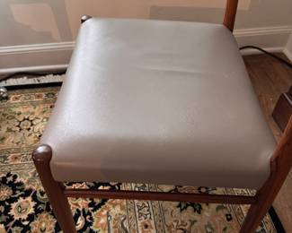 Set of 6 Mid-Century Rosewood Dining Chairs with Leather Upholstery in the Style of Johannes Andersen. Each Measures 19' W x 16" D with 17" Seat Height. Photo 2 of 4. 