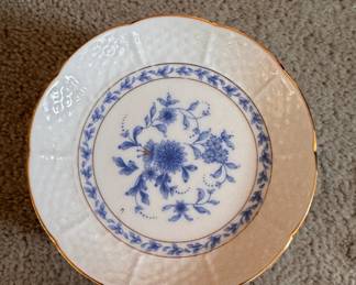 Set of 8 Royal Danube #1886 Bread & Butter Plates. Photo 1 of 3. 