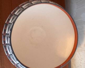 Native American  Acoma Pueblo Fine Line / Starburst Pottery Signed Chino (Attributed to Edna B. Chino). Measures 10" H x 12" W at Widest. Photo 3 of 4. 