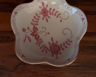 Meissen "Indische Malerei" 24K Gold Trimmed Floral Dish. Photo 1 of 2. 