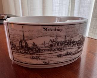 Vintage Porcelain Duet Cigarette Ashtray. Photo 1 of 2. 