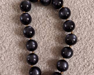 Vintage Black Onyx Necklace. 
