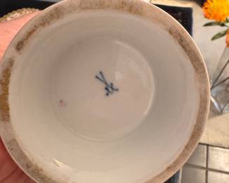 Meissen Porcelain Trumpet Vase. Measures 6" H with 6.5" D. Photo 2 of 2. 