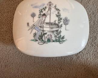 Rosenthal "Lovers" Lidded Trinket Dish. Photo 1 of 3.