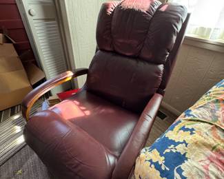 Leather La-Z-Boy recliner