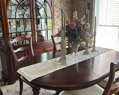 Complete dining room set with hutch, table, six chairs