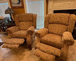 	#4	Upholstered recliner	 $100.00 				 	#5	Upholstered recliner	 $100.00 				
