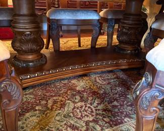 	#46	Pulaski Furniture Dining Table with 8 Chairs with 2 leaves 70-142x46x30	 $650.00 				