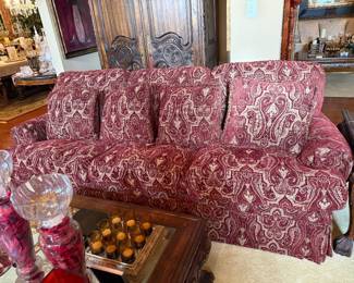 	#8	Beautiful, like New, Clayton Marcus Sofa 89""L	$125				