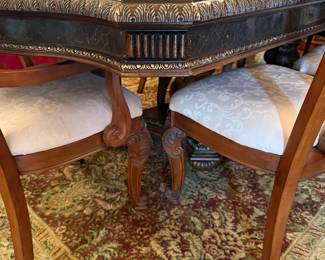 	#46	Pulaski Furniture Dining Table with 8 Chairs with 2 leaves 70-142x46x30	 $650.00 				