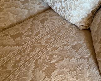 #26	Beautiful, like New< Clayton Marcus Sofa 86"L	 $150.00 