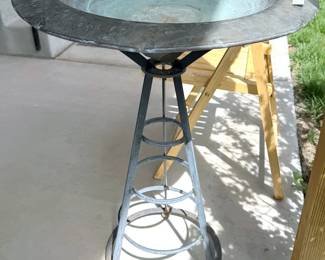 Metal bird bath