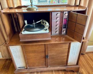 Picture 2 General Electric Stereo Console - Radio works - have not been able to get the turntable working - yet.