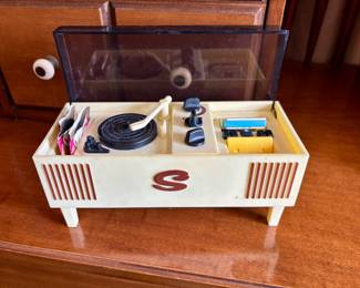 1978 Marx Toys - Sindy Doll Music Center