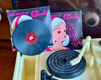 1978 Marx Toys - Sindy Doll Music Center