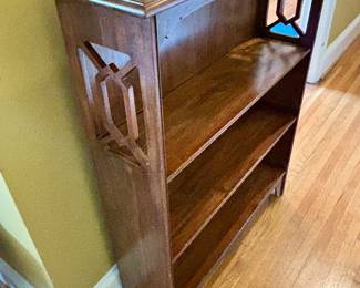 Cute Slim Vintage Bookcase