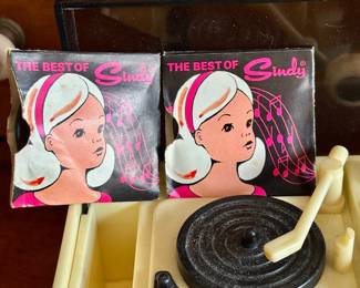 1978 Marx Toys - Sindy Doll Music Center