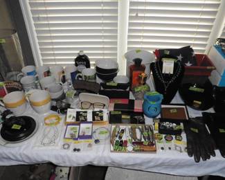 Jewelry, Pocket Knives, Globes, Pottery, Lamp Berger and Coffee Cups