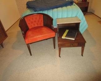 Hollywood regency vintage chair and table