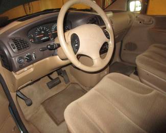 Town & Country Van well maintained 50,000 miles FOR SALE NOW