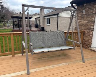 Patio swing