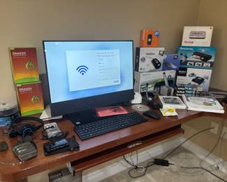 Monitor and keyboard and cordless mouse