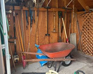 Yard tools wheelbarrow 
