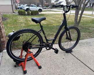 E bike with stationary stand