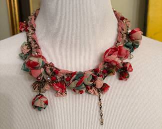 Rare Ana Popova signature necklace made with silk flowers. 