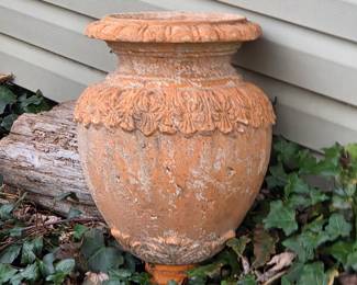 Terracotta Acanthus Leaf Urn Planter