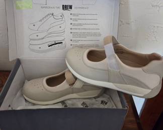 Drew Trust Women's Comfort Shoes