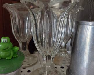 Vintage Tulip Shaped Ice Cream Sundae Dishes