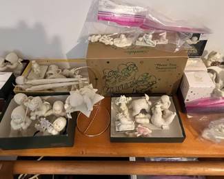 Department 56 snow babies