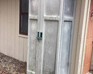 Suncast Outside storage cabinet