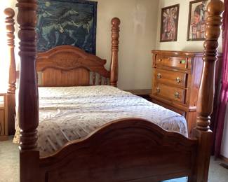 Large poster bed set
