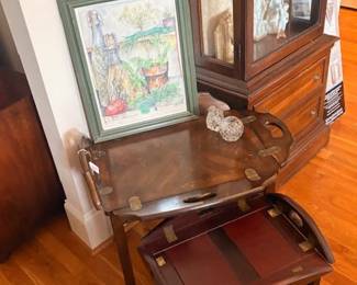 2 Bombay Company, Chippendale mahogany butlers coffee tables with brass hinges 