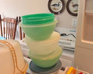 Tupperware 