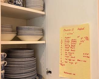 Large collection >100 pcs. Church Hill England. "Blue Willow" pattern 