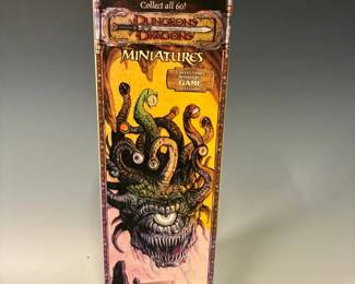 Dungeons Dragons Deathknell Miniatures Booster Pack Mystery Figurines