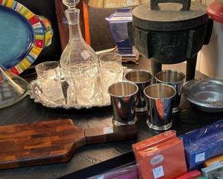 Cut glass decanter and set of tumblers 