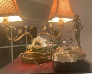 Sweet children fishing bronze and French double lamp