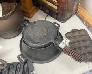 Another rare Griswald waffle iron 