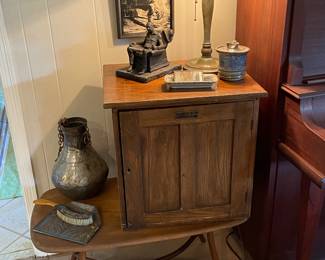 Haywood Wakefield coffe table with Keystone cabinet of glass plate viewing slides ( Extremely rare set)