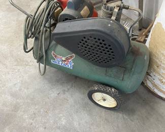 Air compressor 