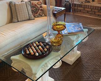 Glass top column coffee table 