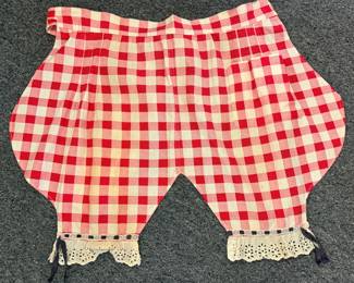 Bloomers apron