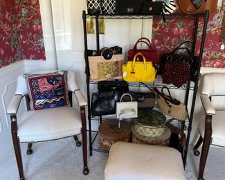 MANY purses to take home