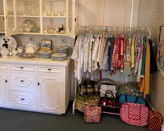 Aprons, lunch sacks and kitchen decor