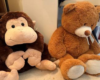 Larger teddy bear selections