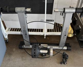 Indoor stationery exercise pedestal